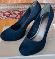 Pumps (aus Veloursleder) von Tamaris in Gr.38 Wuppertal - Barmen Vorschau