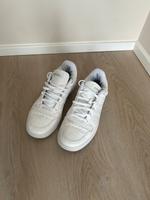 Adidas Schuhe Sneaker  40 2/3 Niedersachsen - Delmenhorst Vorschau