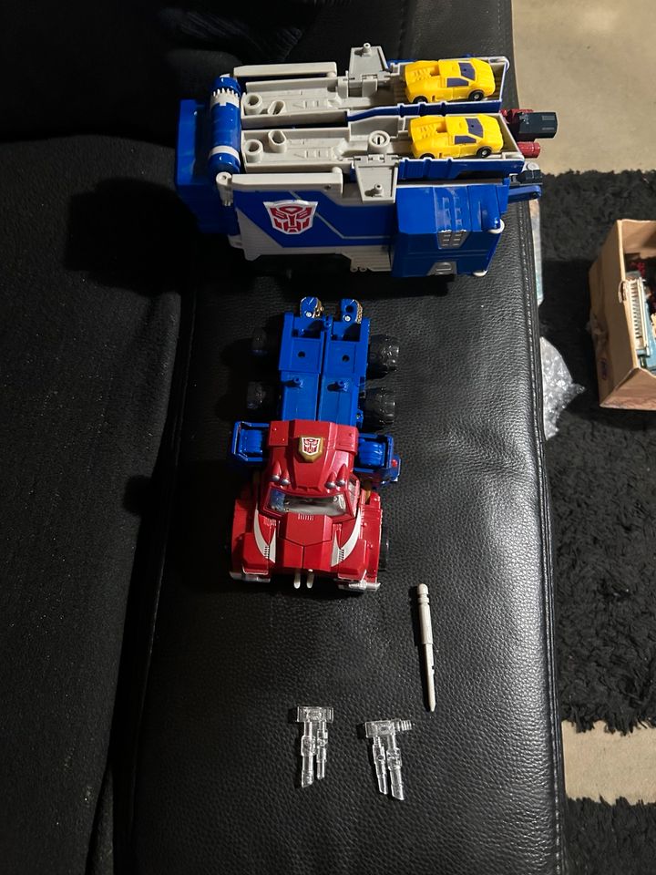 Transformers Armada Optimus Prime mit Sparkplug 2002 in Bamberg