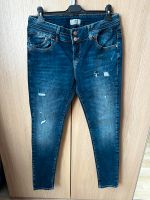 LTB Jeans, Model Julita X, Gr. 32/32 Hessen - Florstadt Vorschau