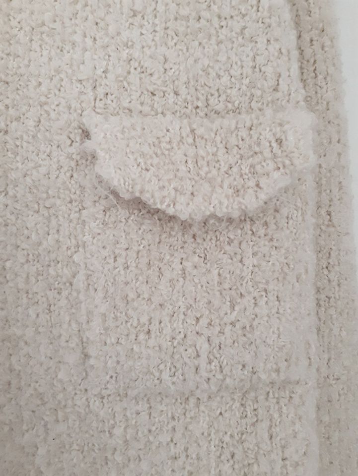 Strickjacke ZARA, weiß, M in Hannover