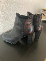 Schuhe Stiefeletten Perlato schwarz Absatz Gr. 38 Nordrhein-Westfalen - Siegen Vorschau