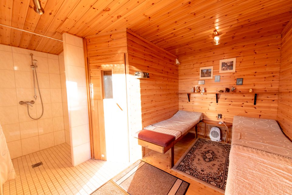 (Verkauft) Traumhaftes Massivhaus mit Sauna, Terrasse und Pferdeweidenblick in Seevetal