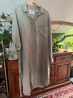 Lyocell Kleid 52-54 oliv Khaki luftiges Hemdkleid Blusenkleid Nordrhein-Westfalen - Paderborn Vorschau