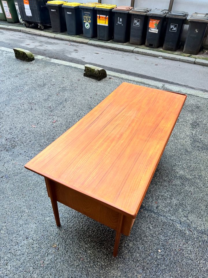 ◤  Peter Lovig Schreibtisch Teak Holz Tisch Büro Desk vintage 50er Table Büro 50er 60er 70er Design Dänisch Danish mid Century in Berlin