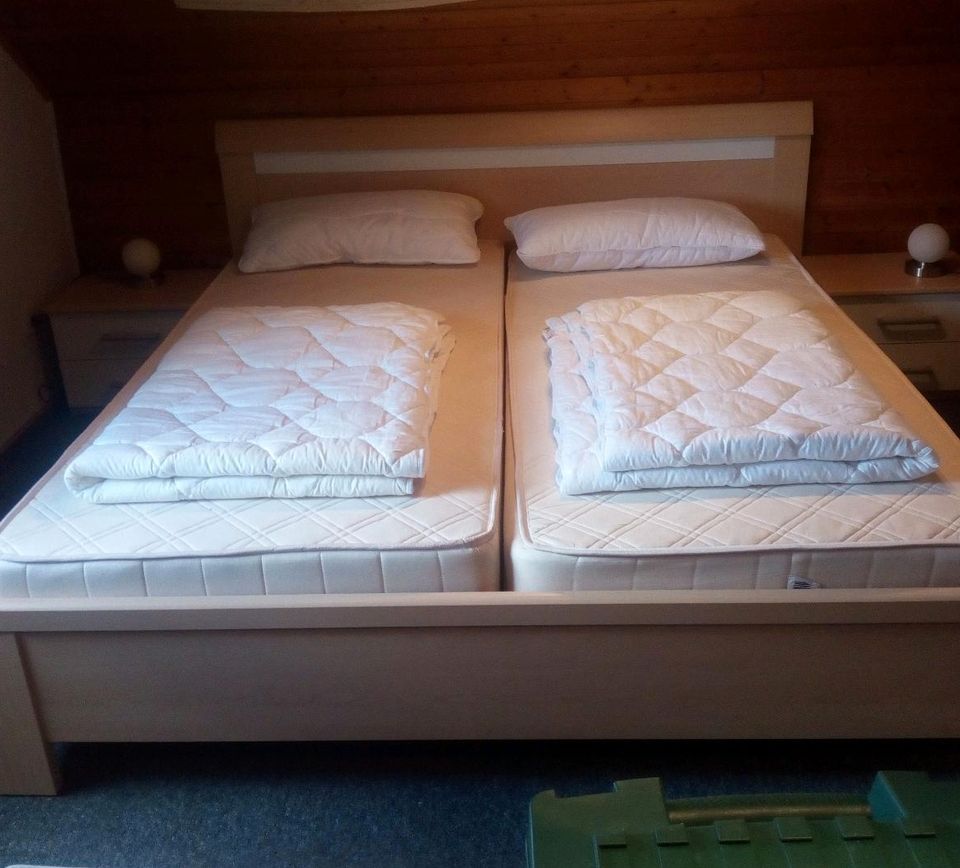 Doppelbett komplett in Leichlingen