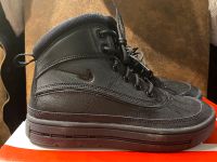 Nike Woodside 2 High Größe 37,5 Neu Regenboots Hessen - Rüsselsheim Vorschau