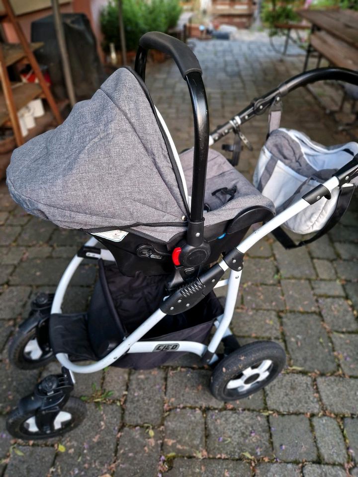 Kinderwagen 3in1 in Gladbeck