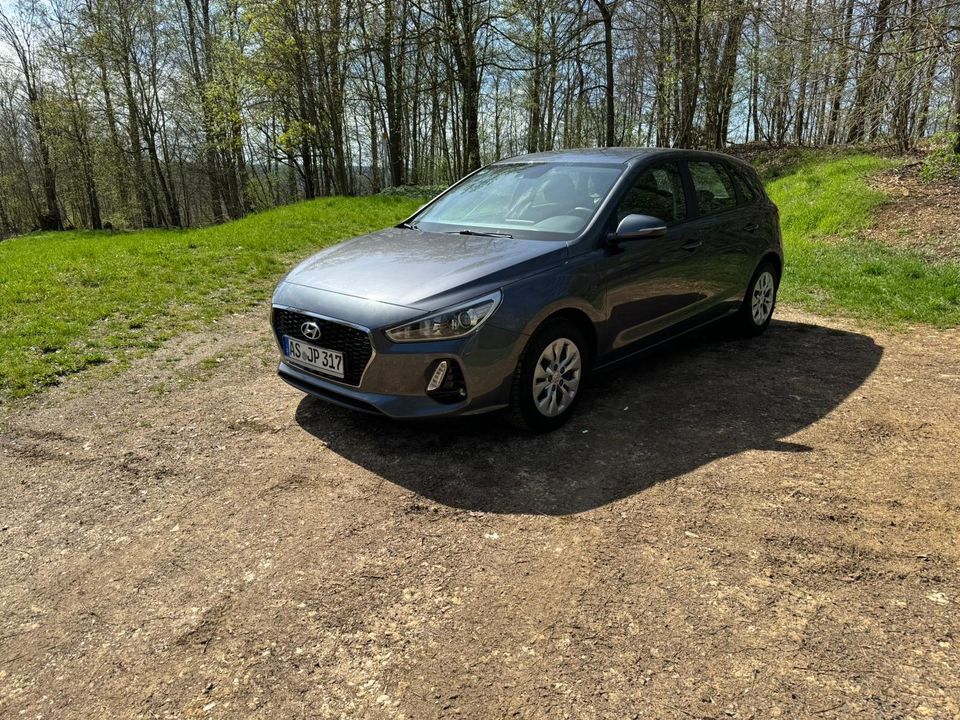 Hyundai i30 1.0 T-GDI Select in Sulzbach-Rosenberg