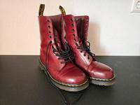 Dr. Martens 10 Loch Stiefel, cherry red, gr. UK8/ EU42 Oi! Top Baden-Württemberg - Lörrach Vorschau