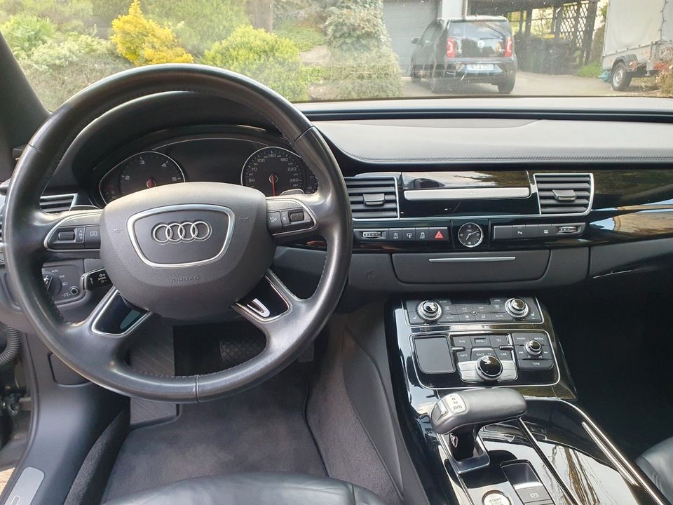 Audi A8L 3.0TDI quattro (2 Vorb./Scheckh. gepfl.) in Herscheid