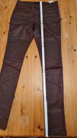 Biker Style Hose / Jeans in dunkelrot XS 34 Baden-Württemberg - Tübingen Vorschau