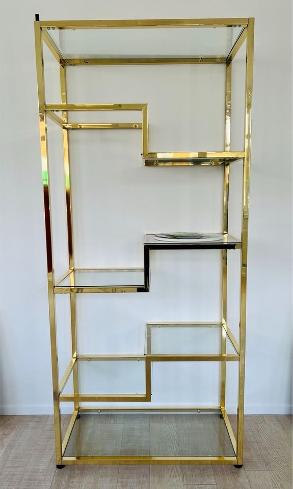 Design Stufen Regal Gold mit Glasböden in Hannover