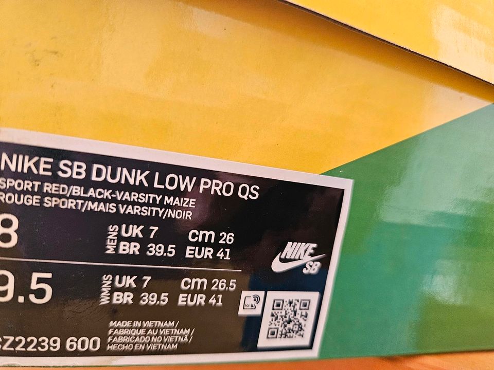 Nike low Dunk "What the Paul" Gr. 41 in Frankfurt am Main