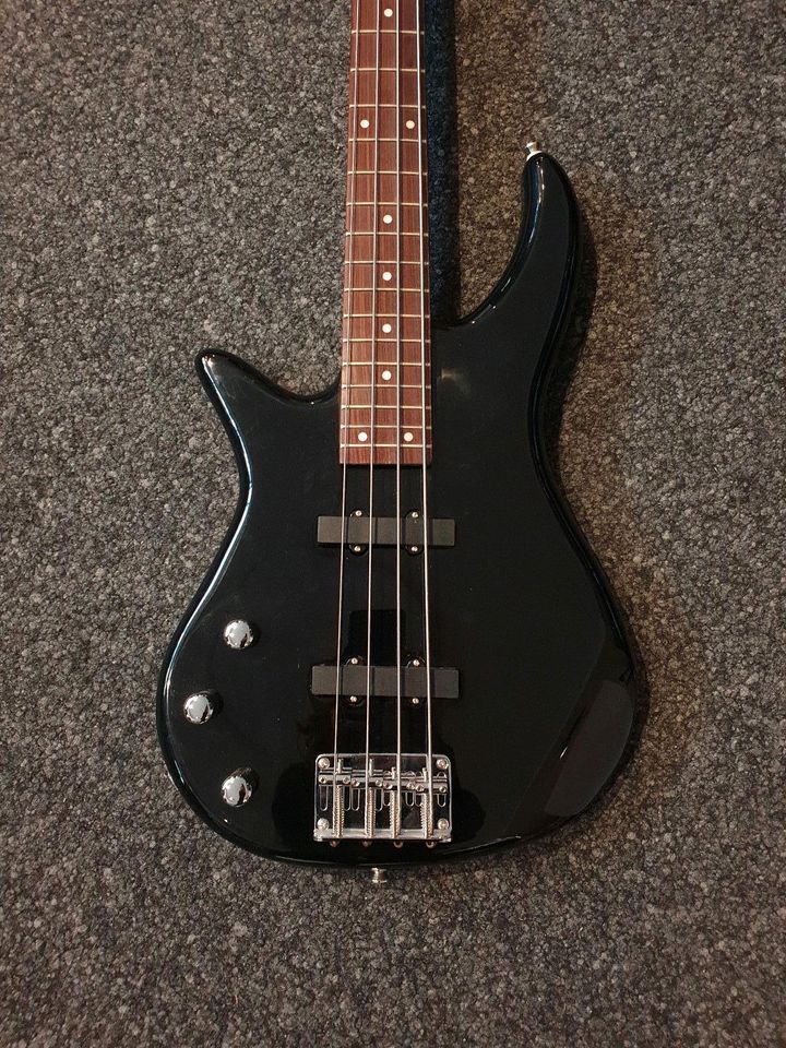 Cruzer by Crafter JJ Linkshänder E-Bass in Hannover