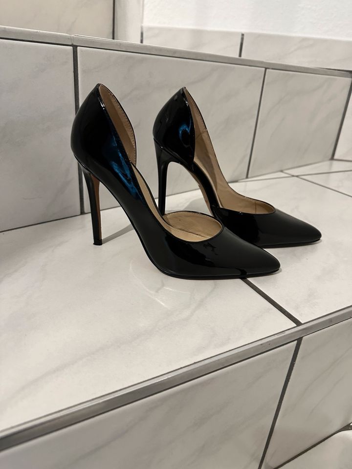 High Heels GUESS by Marciano Gr. 35 - wie Neu in Bergheim