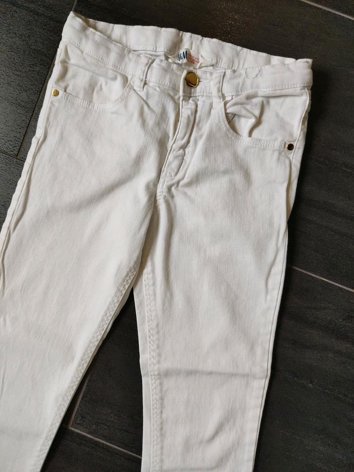 Mädchen 140 146: H&M Jeans weiß + Pocopiano Jeans in Albachten