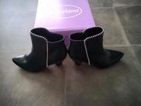 Neu!!! Stiefeletten mit Perlen Gr.39!!! Bayern - Schwabach Vorschau