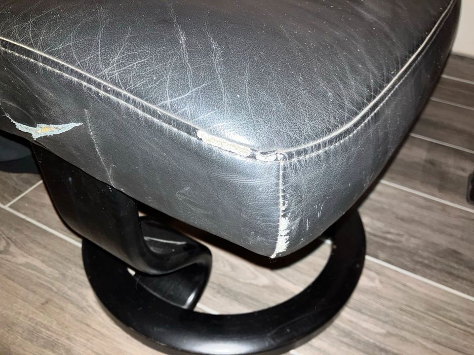 Stressless Sessel mit Hocker in Stockstadt