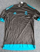 Real Madrid neu ovp Trainingsshirt schwarz NEW NEU Größe M Bayern - Poing Vorschau