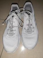 Adidas Turnschuhe/Hallensportschuhe/Sport/Fußball/Laufen Nordrhein-Westfalen - Warburg Vorschau