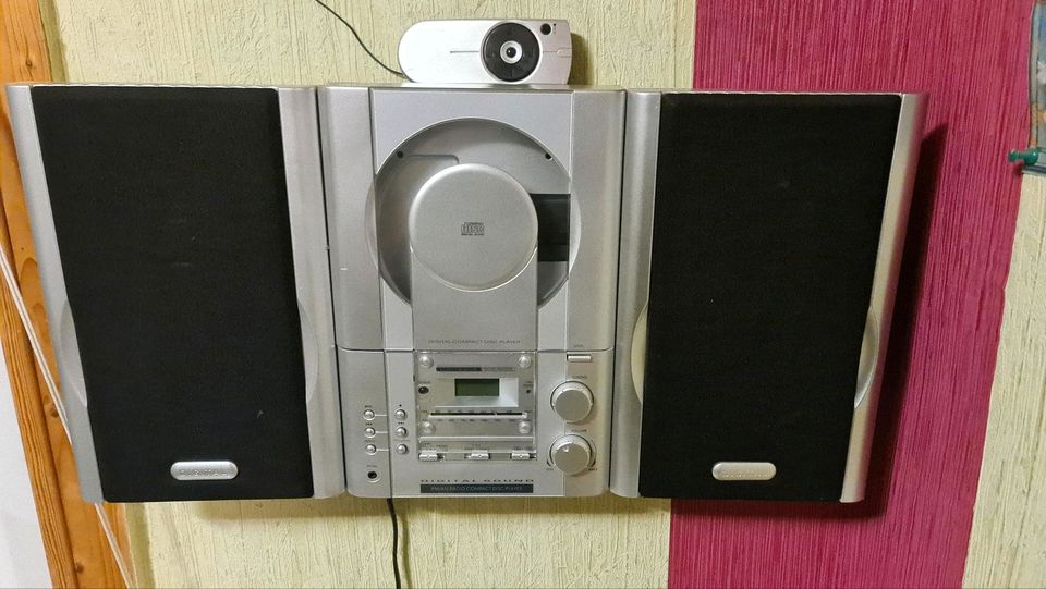 Radio mit CD-Player in Brome
