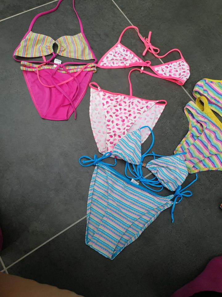 5 Mädchen Bikinis selten Gr. 158/164 (Mallorca), teils neu! in Bordesholm