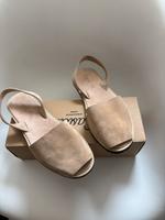 Espandrilles Sandalen Leder Gr. 41 NEU Nordrhein-Westfalen - Paderborn Vorschau