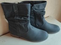 neue, schöne, flache, vegane Stiefeletten, Da-Schuhe grau, Gr. 41 Hessen - Battenberg Vorschau