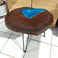 Couchtisch aus Walnussholz und Epoxidharz coffeetable Massivholz Hamburg-Mitte - Finkenwerder Vorschau