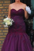 Hofstaatkleid, Hofdamenkleid, Meerjungfrau, Aubergine Nordrhein-Westfalen - Lippstadt Vorschau