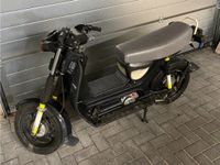 Simson Roller SR80 mit Papiere 4 Gang, 12V, 1995 70ccm Brandenburg - Kolkwitz Vorschau