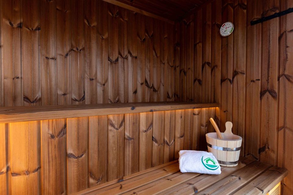 Premium Sauna Prestigio Thermoholz Garten 210cm×220cm in Berlin