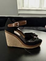 Tommy Hilfiger Keilsandalette Espadrilles Nordrhein-Westfalen - Verl Vorschau