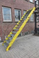 Stahltreppe Industrietreppe Außentreppe Plattformtreppe 3m 43678 Nordrhein-Westfalen - Dinslaken Vorschau