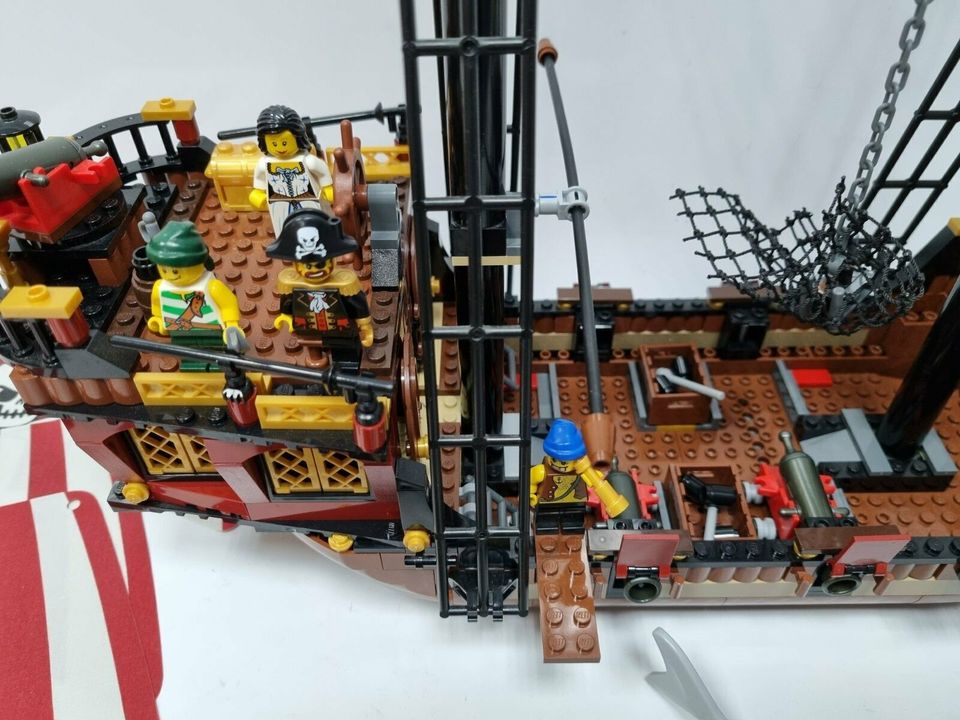 Lego® PIRATES Schiff 6243, Insel 6241 , Floß 6240  mit OVP & AB in Frankfurt am Main