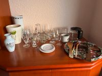 Gläser Vasen Küchenutensilien etc. zu verschenken Hessen - Bruchköbel Vorschau