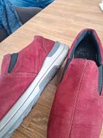 Schuhe Gummizug rot Wildleder Ara Größe 42 Nordrhein-Westfalen - Gescher Vorschau