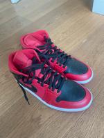 Nike Air Jordan - US10 - Gr.44 - rot/schwarz Hessen - Dreieich Vorschau