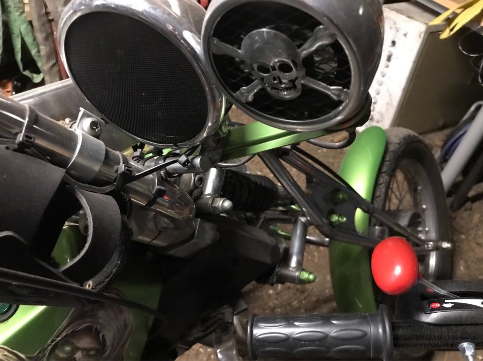 WK Trike grün Totenkopf in Chemnitz