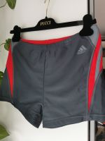 super schöne Short ADIDAS Badeshorts Adidas original rot grau D7 Berlin - Spandau Vorschau
