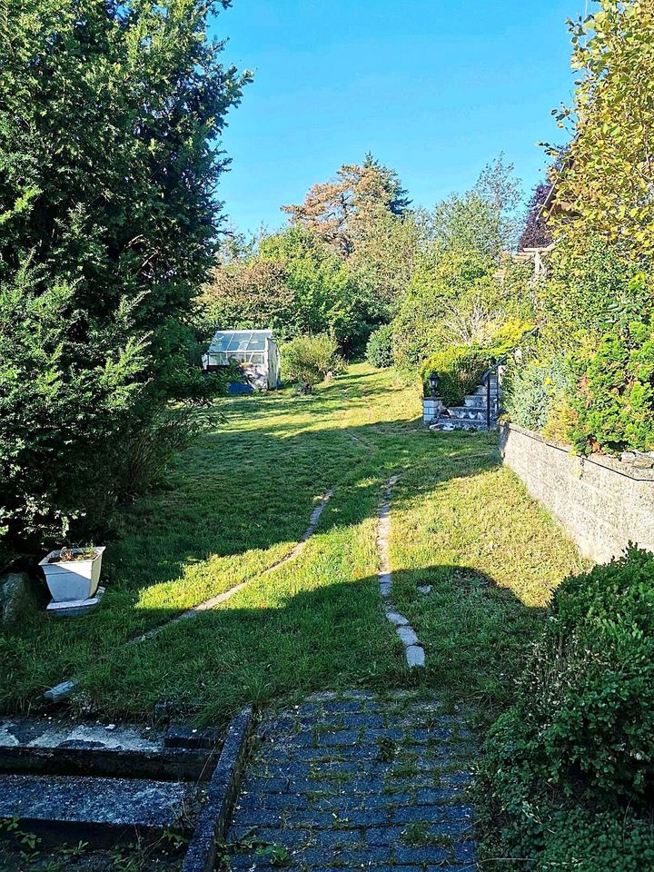 Charmantes freistehendes EFH mit großem Grundstück und vielen persönlichen Gestaltungsmöglichkeiten! in Hohenahr