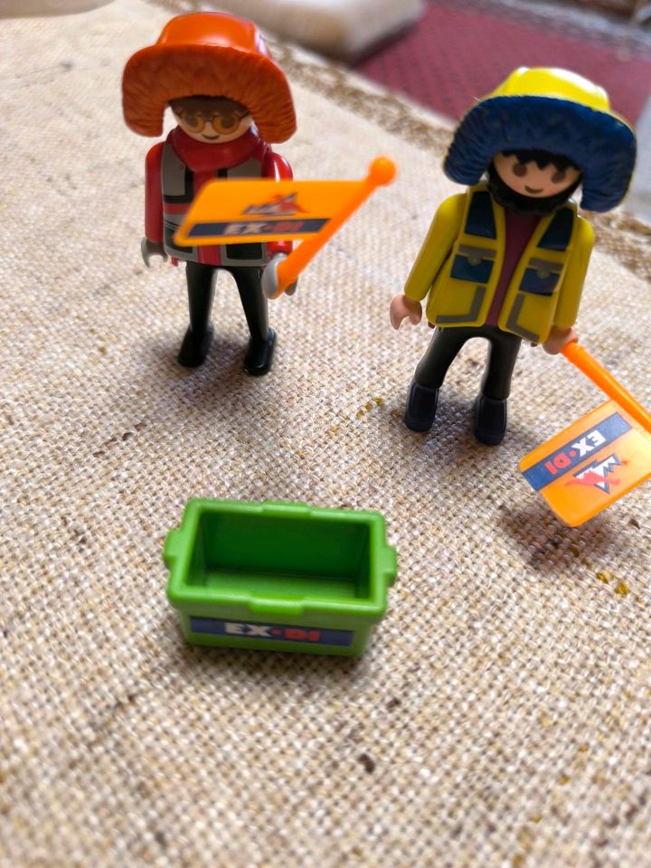Playmobil Müllwagen mit Figuren und gegenstände in Essen