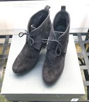 TOP!!! „MADELEINE“ Stiefeletten, Veloursleder grau, Gr.40, NP179€ Rheinland-Pfalz - Mainz Vorschau