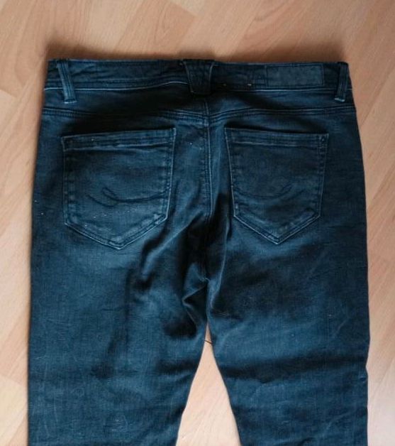 Damen Jeans Hose ,28/32,edc, Neuwertig in Breidenbach (bei Biedenkopf)