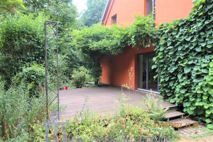 Charmantes stilvolles Anwesen in gesuchter idyllischer Wohnlage von Homburg in Homburg