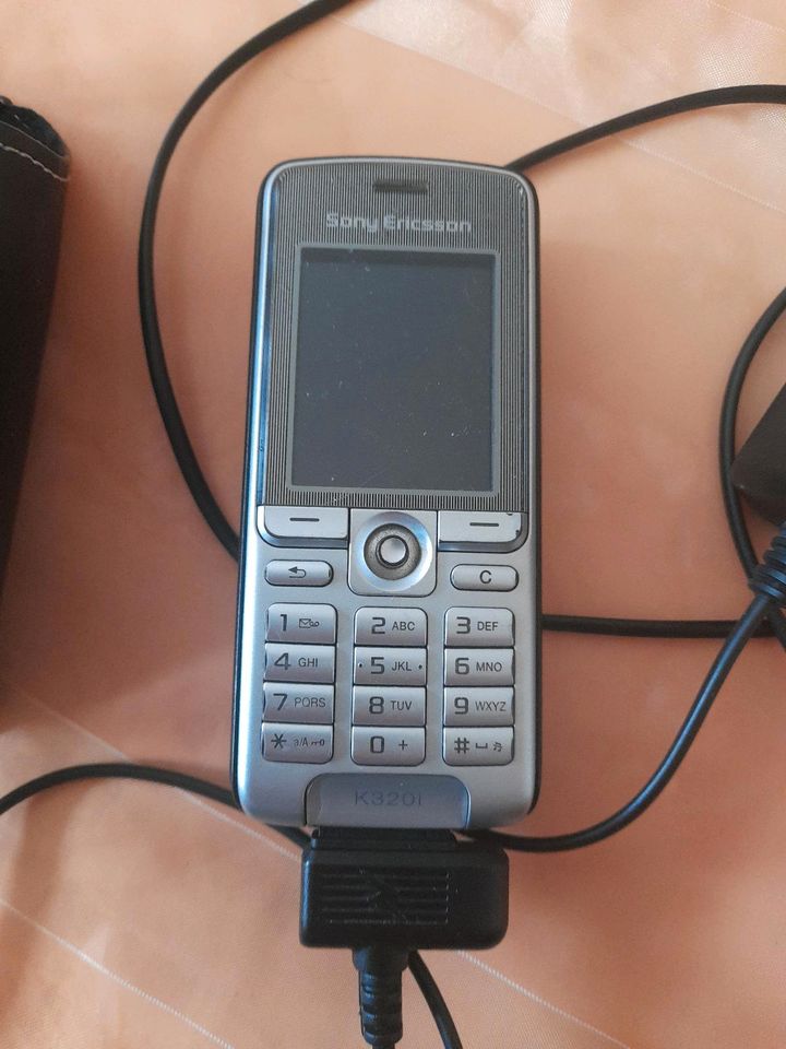 Handy Sony Ericsson k320i, alt, Nostalgie in Ketsch