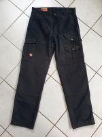 Fjällräven Iceland Trousers G-1000 Winterhose schwarz Gr. 48 Hessen - Dillenburg Vorschau