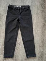 Damen NEWMOM Jeans  Mango schwarz  Größe 36 neuwertig Niedersachsen - Stade Vorschau
