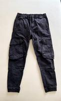 Zara coole Cargo Hose mit Taschen schwarz Gr. M Männer Hessen - Marburg Vorschau